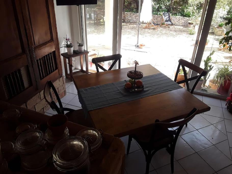 La Suite De Garlone Aujargues Exterior photo